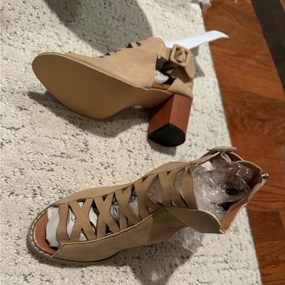 Unsure of the brand - Picture 2 of 3